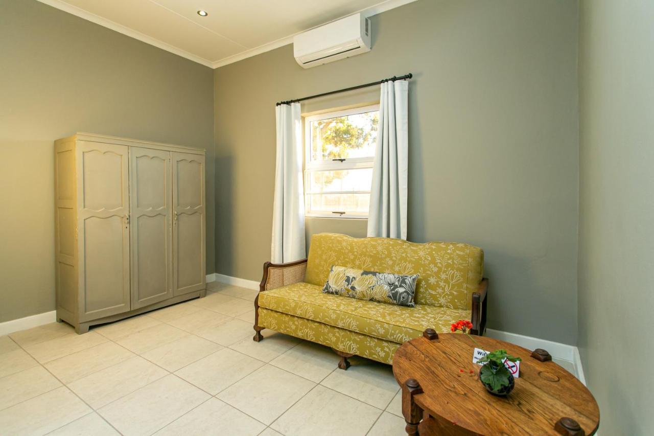 Welgeluk Cottage Oudtshoorn Buitenkant foto